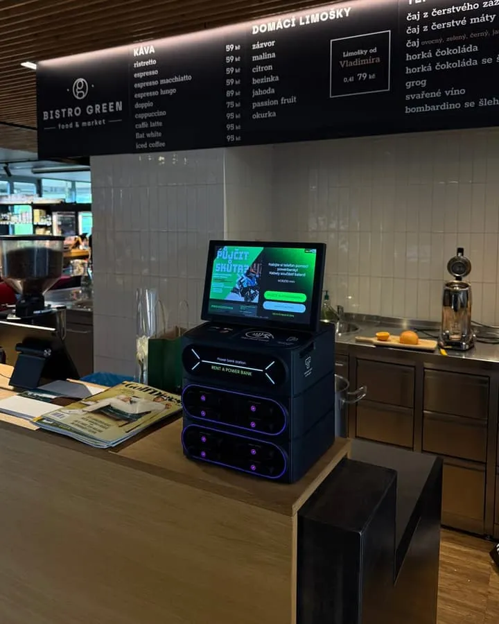 Stanice Recharge v provozovně Bistro Green